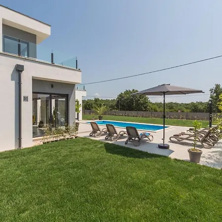 Villa Luna Fiorini By Seeadria Brtonigla