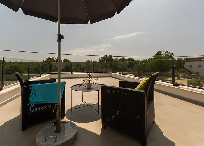 Luna Fiorini By Seeadria Villa Brtonigla