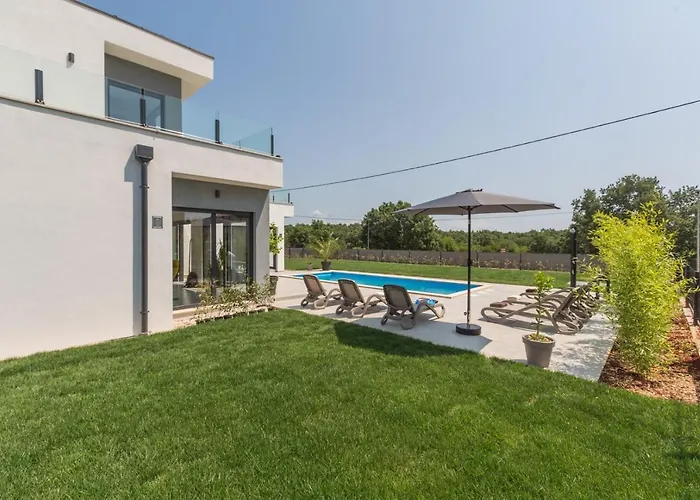 Villa Luna Fiorini By Seeadria Brtonigla