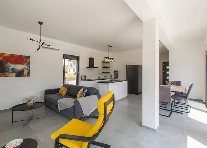 Luna Fiorini By Seeadria Villa *